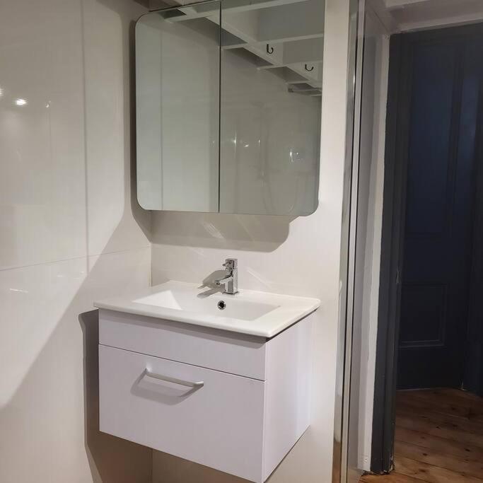 21 Mini Loft Apartment - Great Location - Comfy King Size Bed Okręg wyborczy Hove Zewnętrze zdjęcie